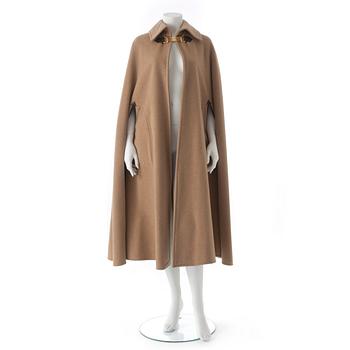 576. CÉLINE, a beige wool blend cape.