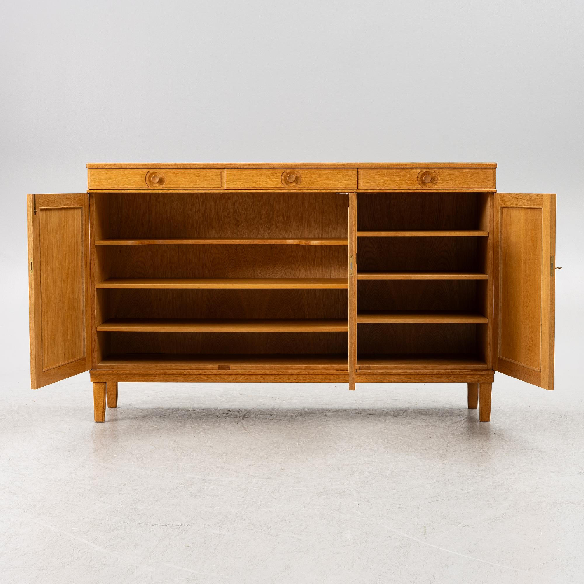 Carl Malmsten, sideboard, "Herrgården", Bodafors 1964.