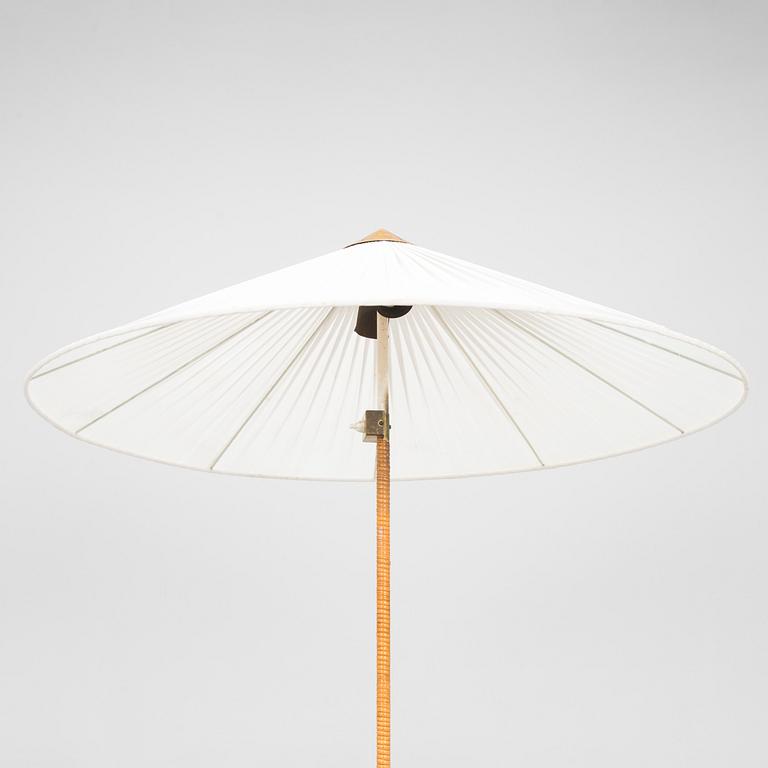Paavo Tynell, golvlampa, modell 9602 Taito 1900-talets mitt.