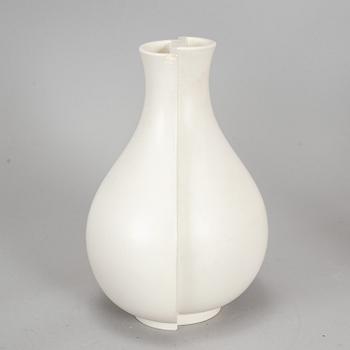 WILHELM KÅGE, a 'Surrea' stoneware vase from Gustavsberg.
