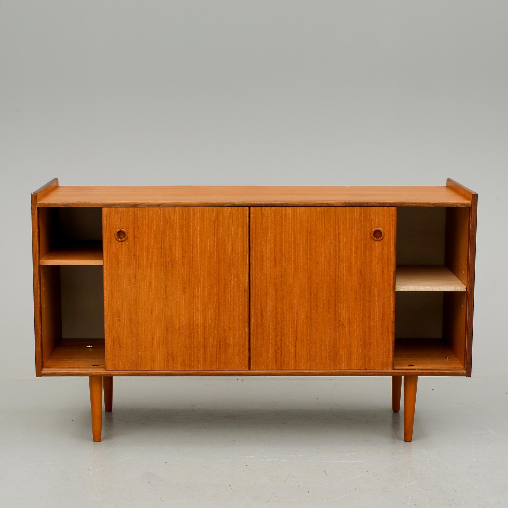 SIDEBOARD, 1900-talets andra hälft.