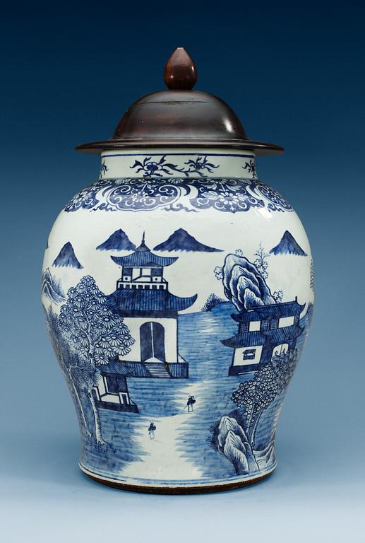 PALATSURNA, kompaniporslin, Qing dynastin, Qianlong (1736-95).