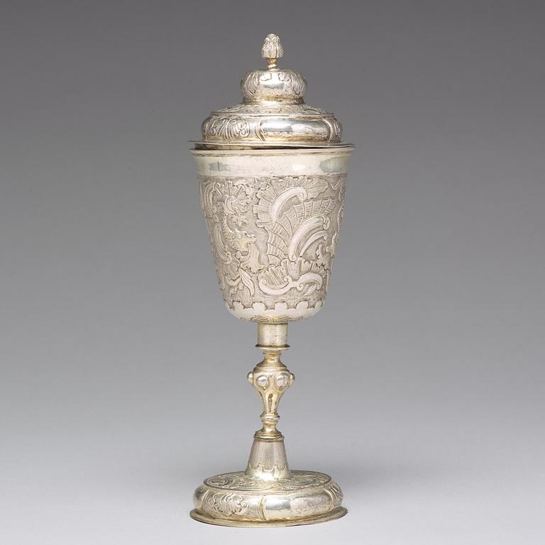 A Russian 18th century parcel-gilt silver cup and cover, mark of Fedor Petrow, Moscow 1756.