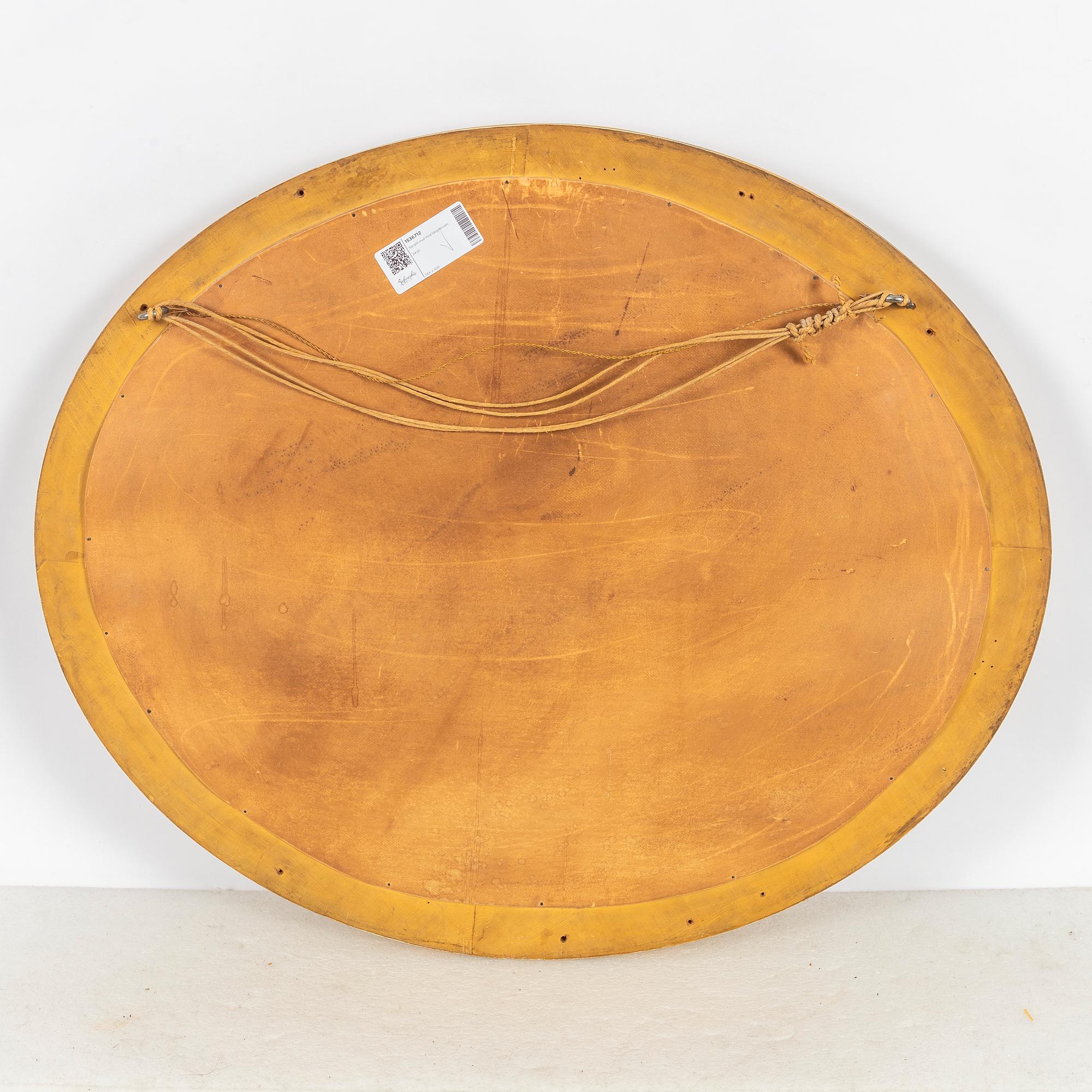 Spegel, gustaviansk stil, omkring 1900.