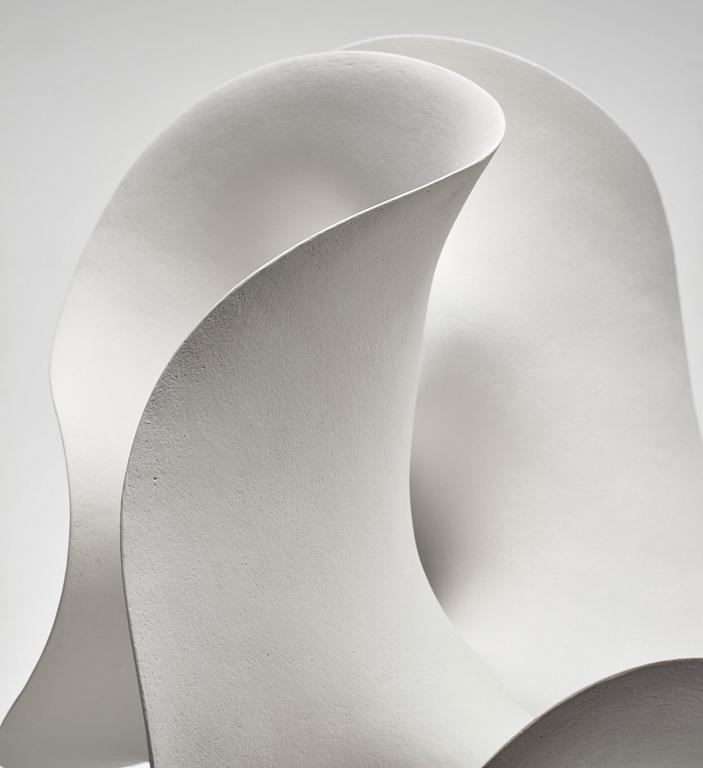 Eva Hild, a white stoneware sculpture, "Loop 649", Sweden 2005.