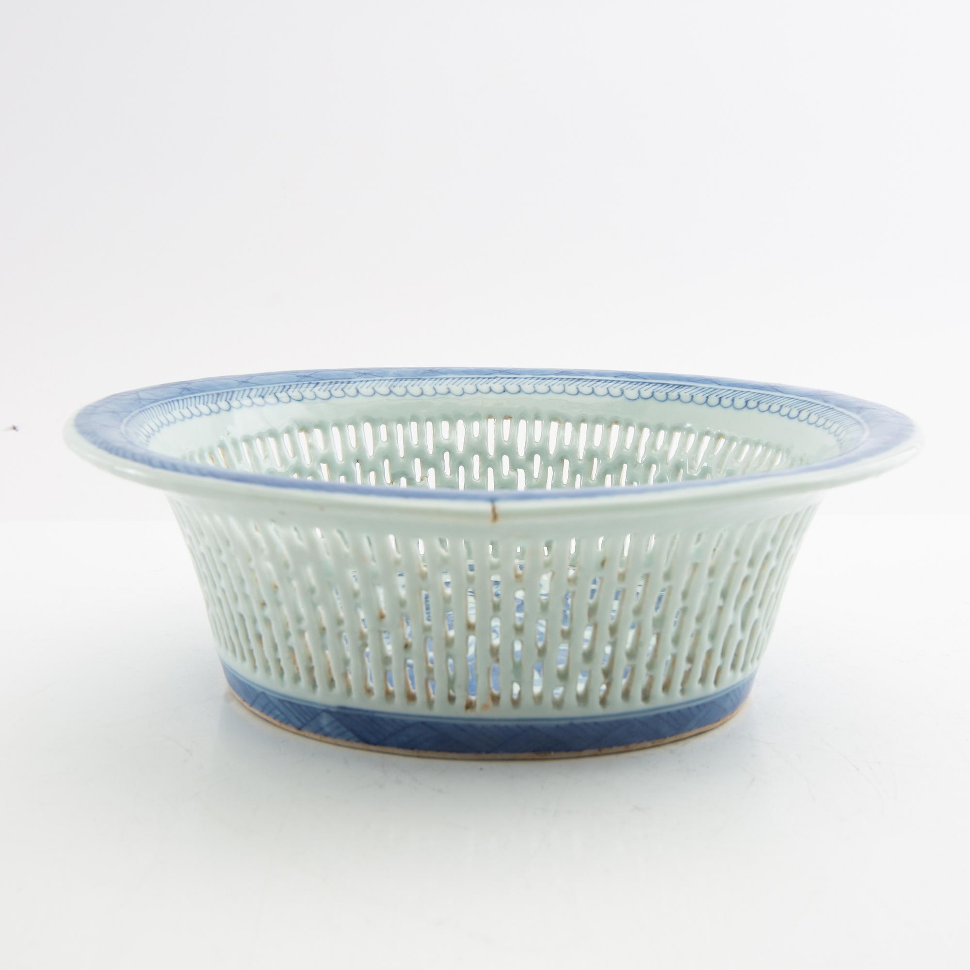 Galleried bowl China 19th century porcelain.