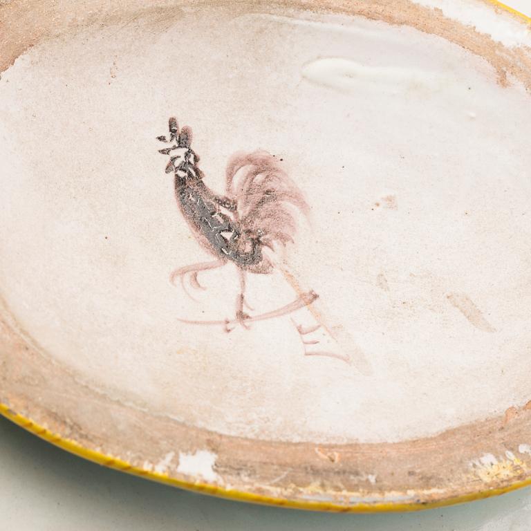 A majolica Cantagalli signed bowl, later part of the 19th century.