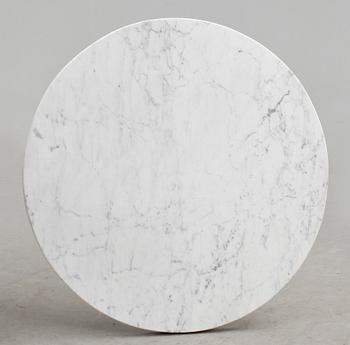 BORDSSKIVA, marmor, 1900-tal.