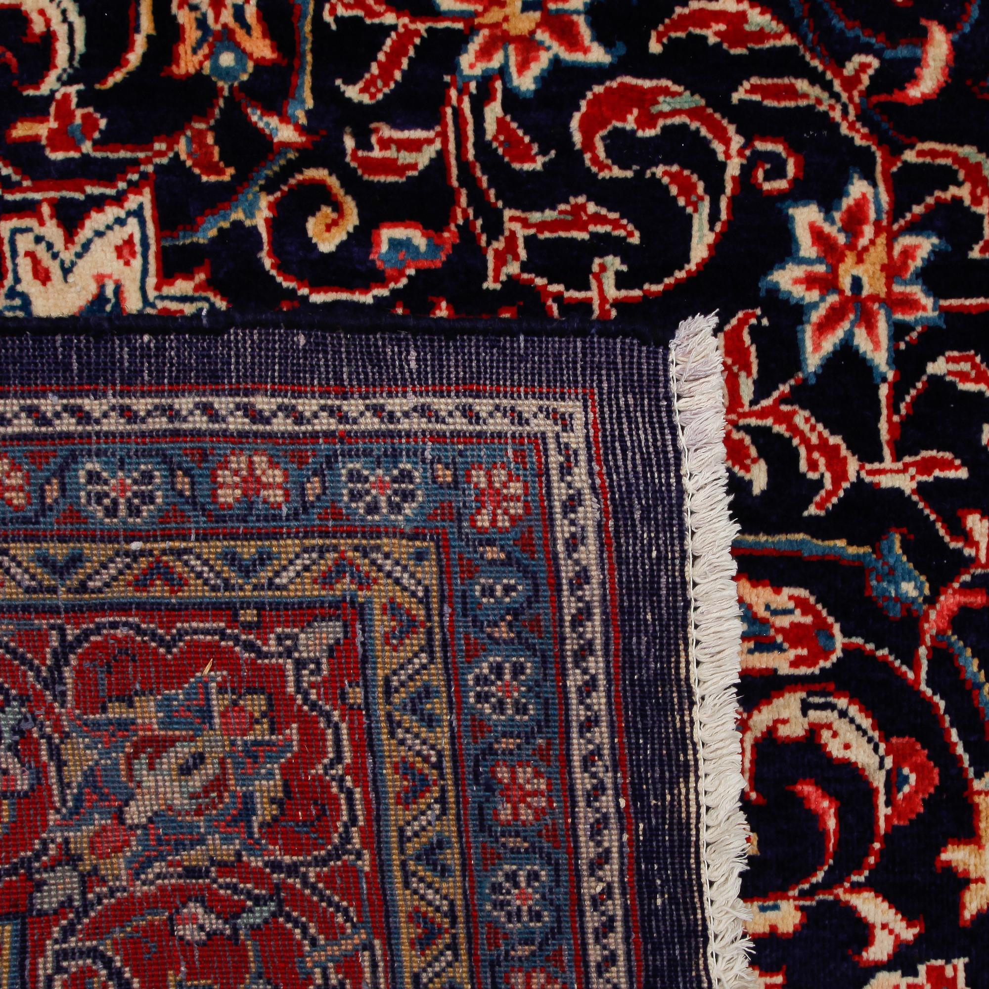 MATTA, Sarouk, modern tillverkning, ca 374 x 270 cm.