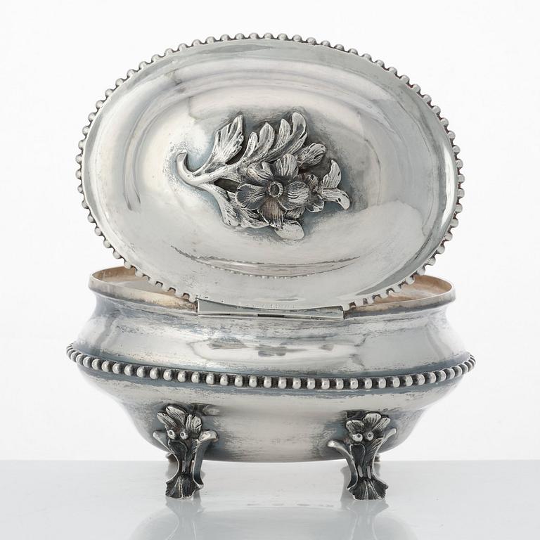 A Swedish Rococo silver sugar casket, mark of Anders Schotte, Uddevalla 1787.