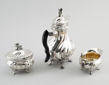 KAFFESERVIS, 3 delar, silver, CG Hallberg, Stockholm 1950. Vikt ca 1325 g.