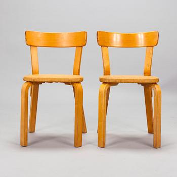 Alvar Aalto, stolar, 2 st, modell 69, Artek 1960-tal.