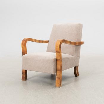 Armchair Art Deco, first half of the 20th century.
