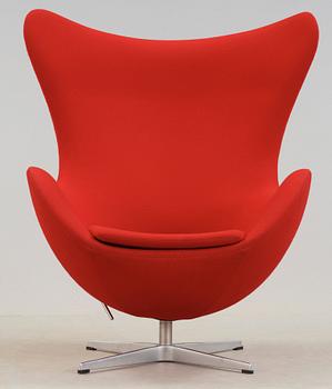 An Arne Jacobsen red leather 'Egg' chair, Fritz Hansen, Denmark 2002.