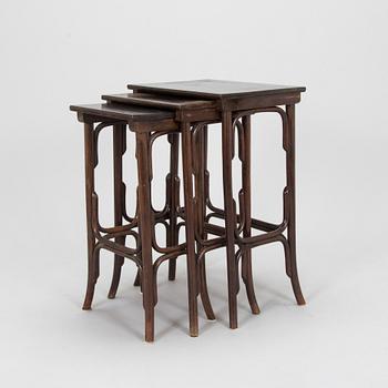 An early 20th century 3-piece nesting table.