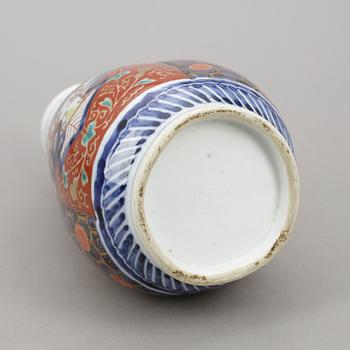 VAS, porslin, Japan, 1900-tal.