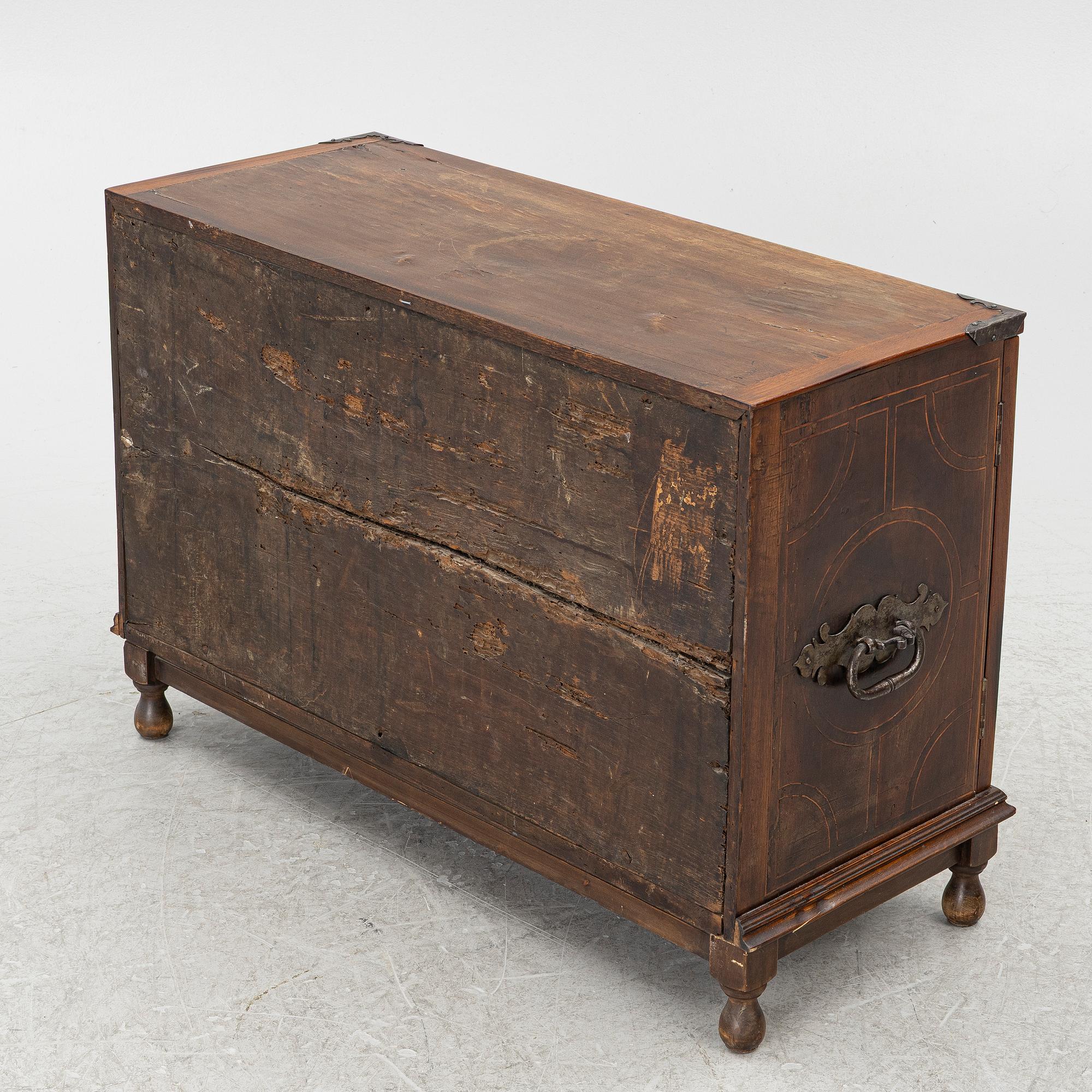 An 18th century cabinet.