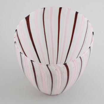 VAS, glas, möjligen Murano, 1900-tal.