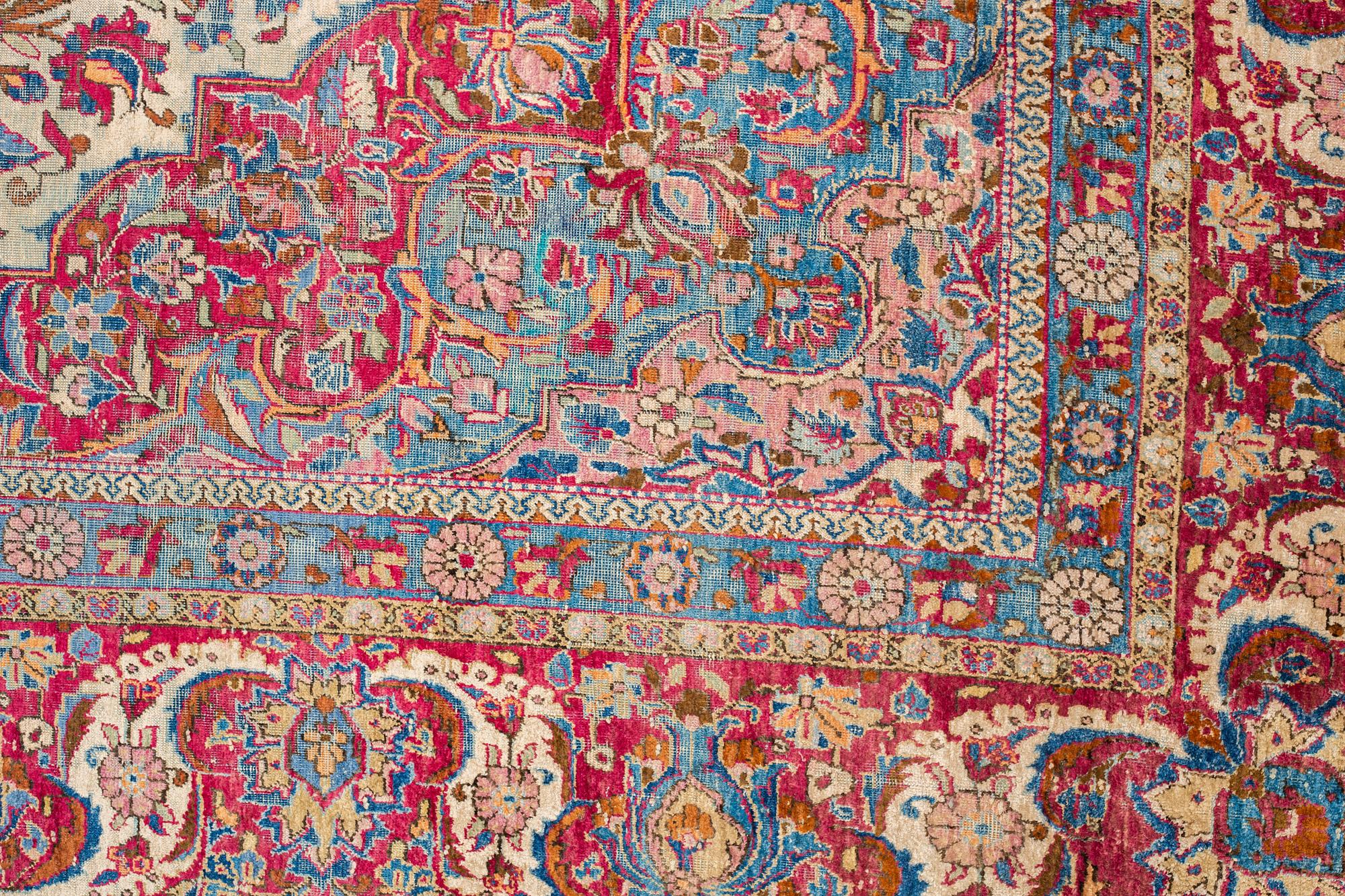 Matta, semiantik silke Keshan, ca 313 x 200-217 cm.
