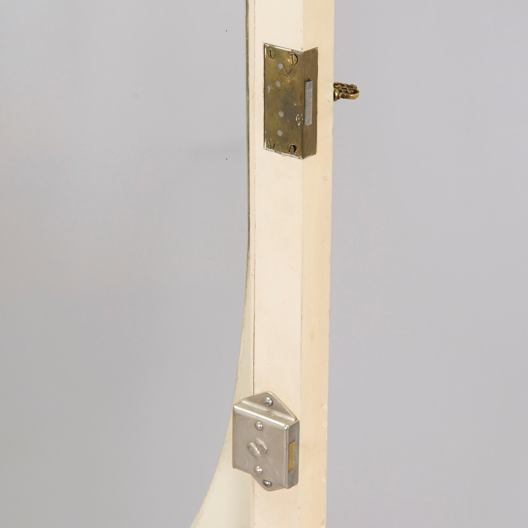 A late Gustavian style cabinet/display cabinet, early 20th century.