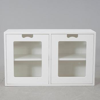 VINTRINSKÅP, "Snow", Jonas Bohlin och Thomas Sandell för Asplund. Modellen formgiven 1994.