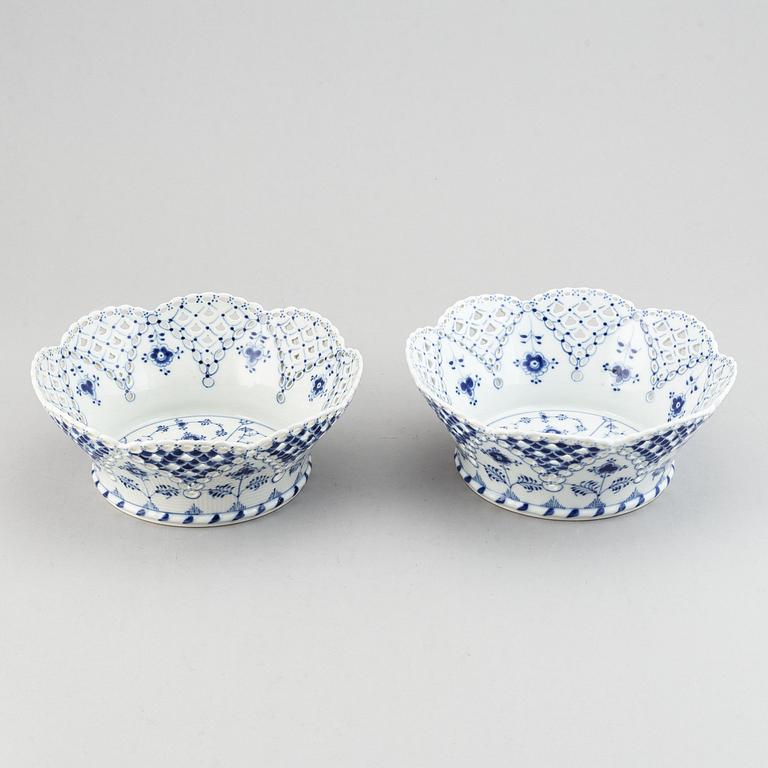 Royal Copenhagen, a pair of '1061' 'Musselmalet Full Lace' porcelain bowls, Denmark.