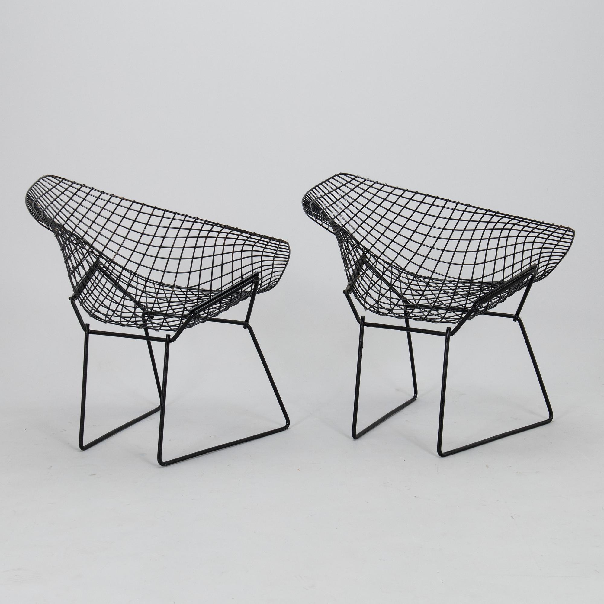 Harry Bertoia, stolar, ett par, "Diamond chair", tidigt 1960-tal.