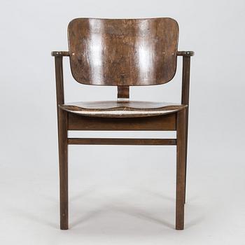 Ilmari Tapiovaara, A mid-20th-century 'Domus' chair.