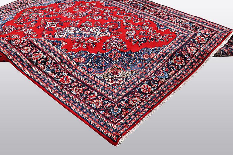 Matto, West persian, ca 320 x 242 cm.