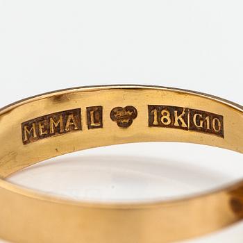 Ring, 18K guld och odlad pärla. Mema Guld & Silver Ab, Lidköping 1981.