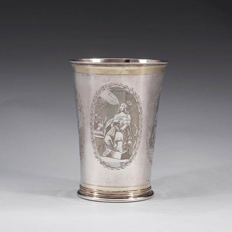 A German 17th century parcel-gilt beaker, marks of Harmen Lüders, Hamburg (1658-1677).