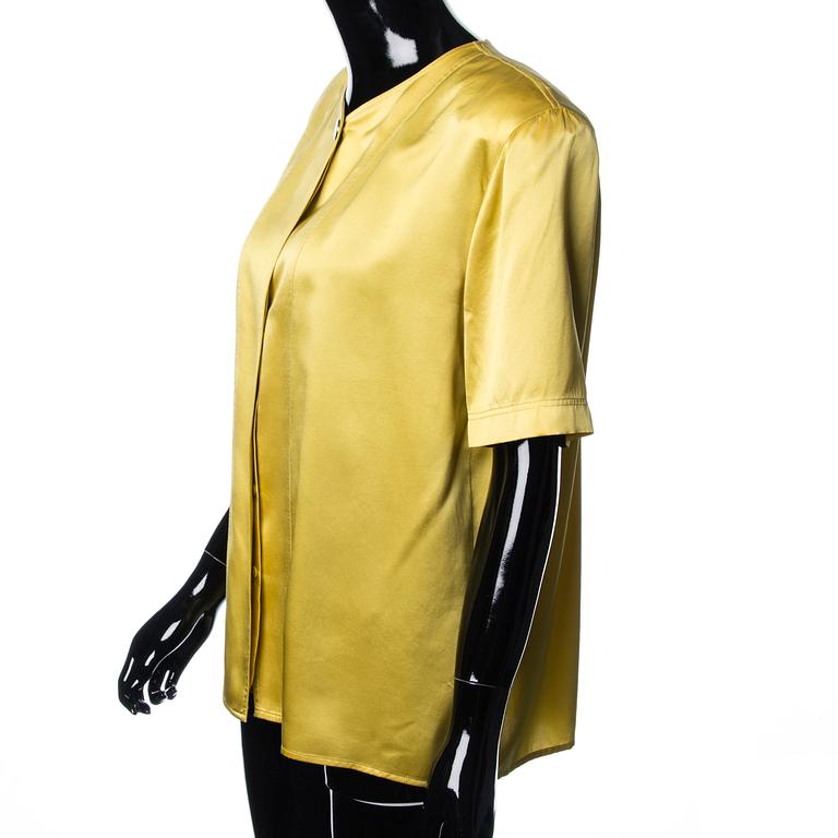 BLUS, Louis Féraud.