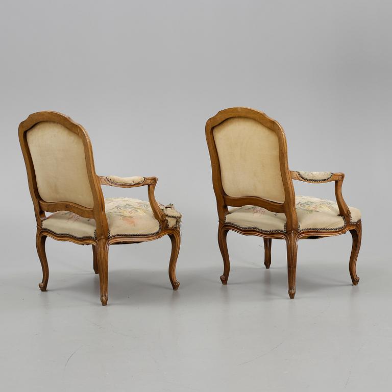 KARMSTOLAR, Louis XV, ett par, 1900-talets början.