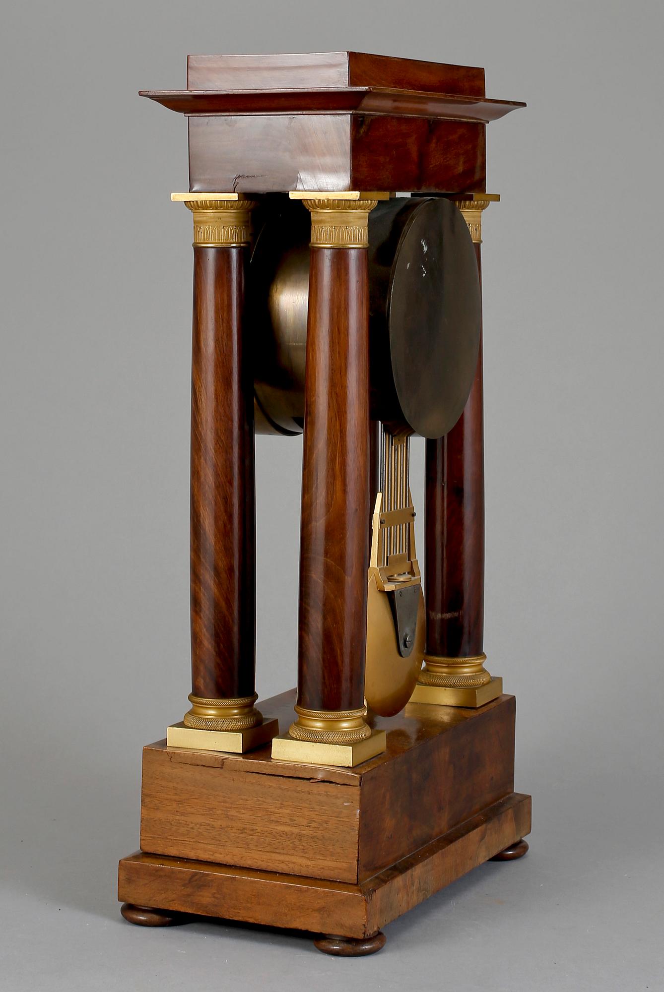 BORDSPENDYL, empire, Frankrike, 1800-talets första hälft.