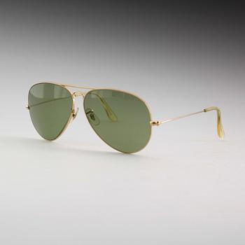 SOLGLASÖGON, 1 par, Ray Ban.