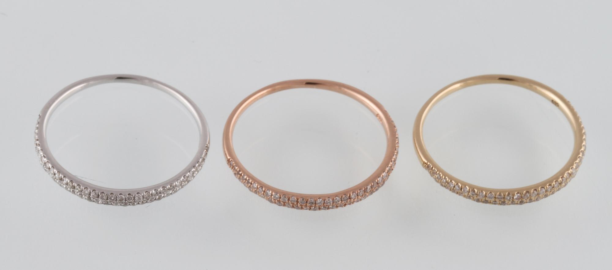 RINGAR, 3 st, 14K trefärgat guld med briljantslipade diamanter ca 0.54 ct. Vikt 3,4 gram.