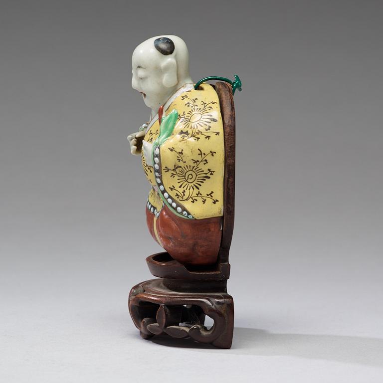 FIGURIN, porslin. Qingdynastin, omkring 1800.