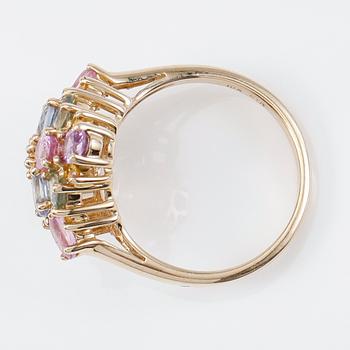 RING, 10K guld och flerfärgade safirer.