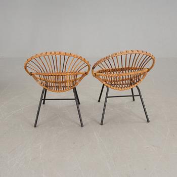 FÅTÖLJER, ett par, 1950-tal.