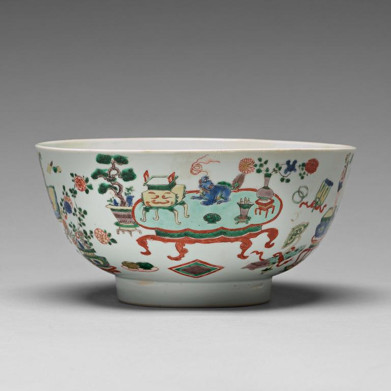 SKÅL, porslin. Qingdynastin, Kangxi (1662-1722).