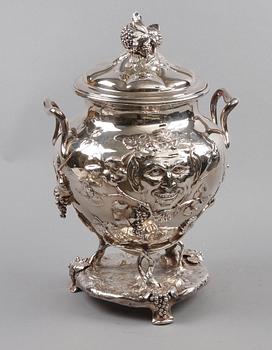 PUNCHTERRIN med LOCK, nysilver. Märkt WMF.
