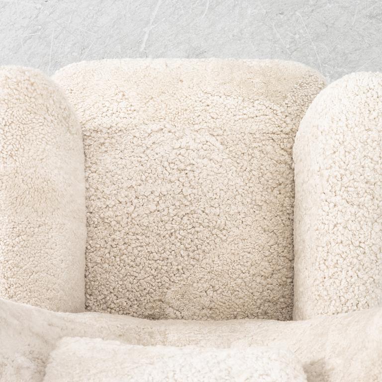 Armchair, first half of the 20th century.