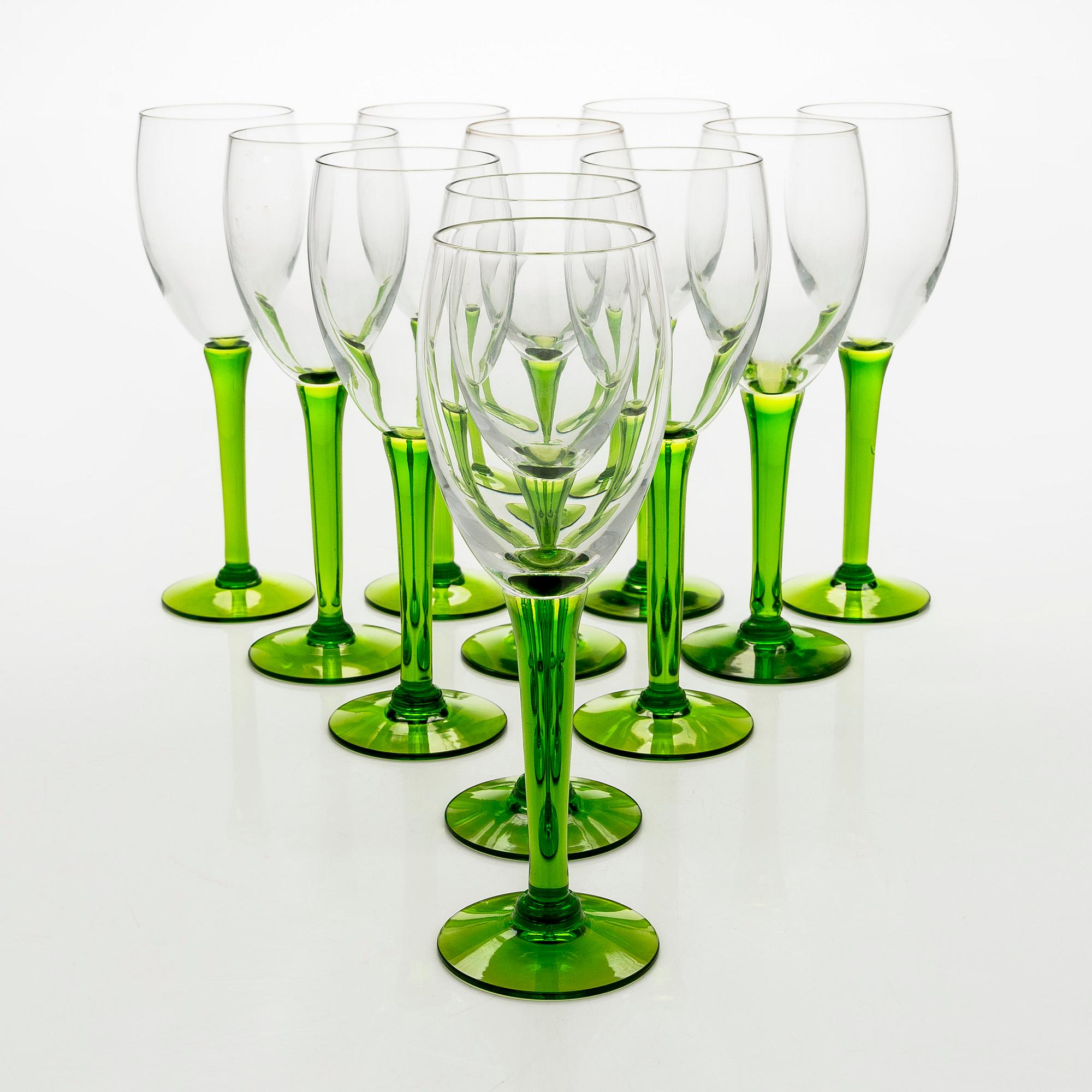 Saara Hopea,  viinilaseja, 11 kpl, "Traviata", Nuutajärvi.