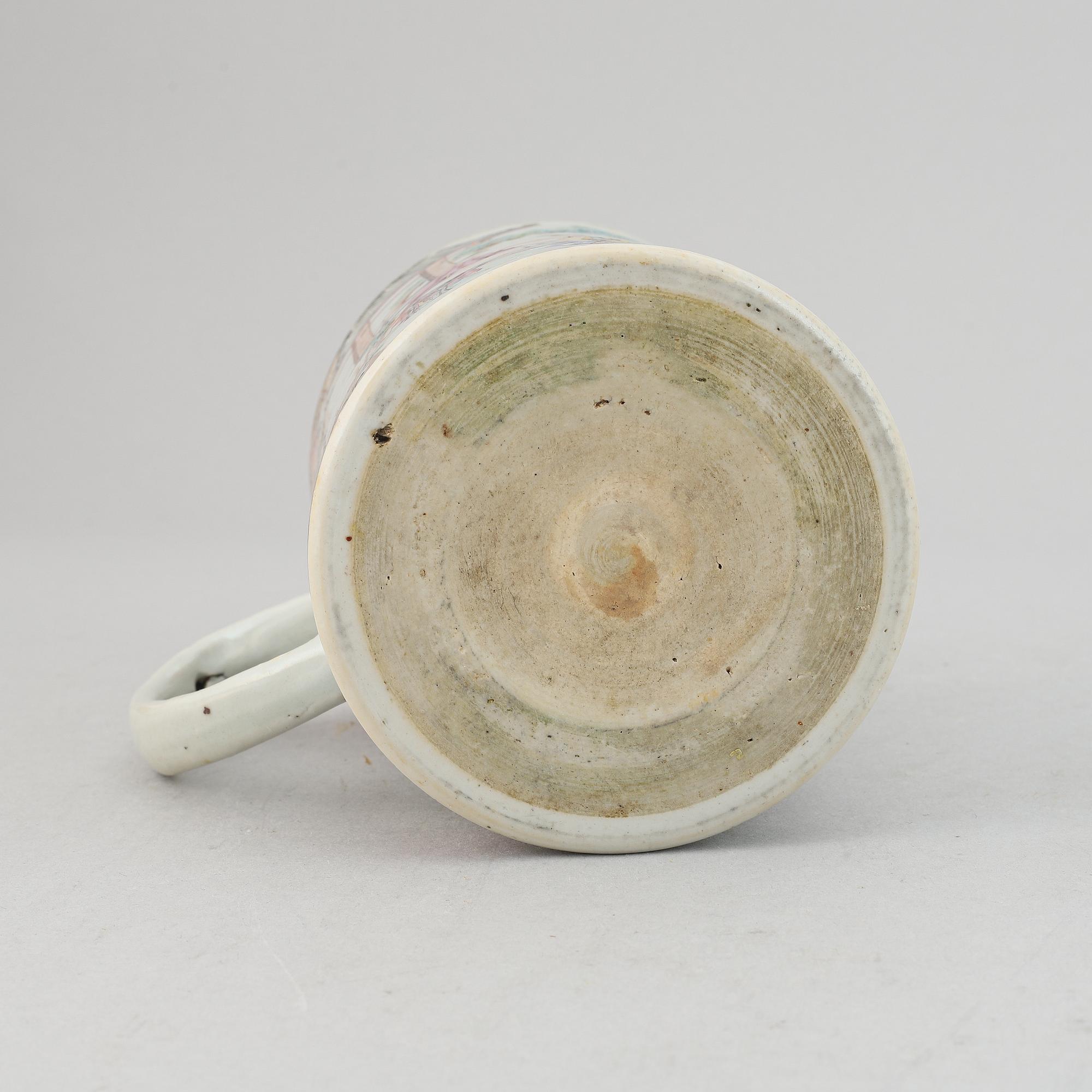 Mugg, kompaniporslin. Qingdynastin, Qianlong (1736-95).