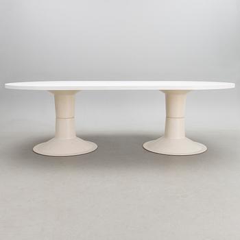 A 1970s "Saturnus" table for Haimi, Finland.