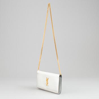 Yves Saint Laurent, clutch.