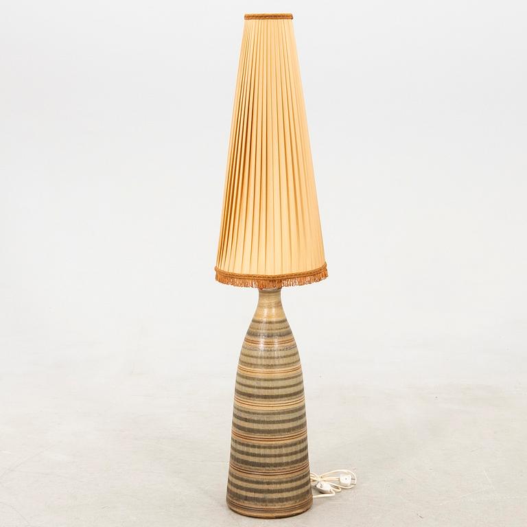 Golvlampa Wallåkra stengods 1900-talets mitt.