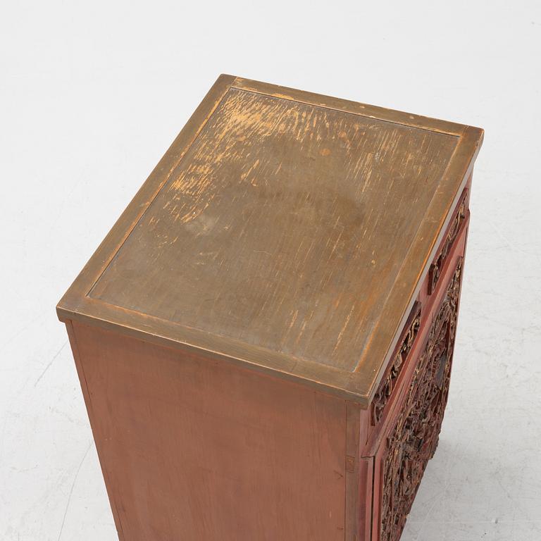 A Chinese cabinet, 20th Century.