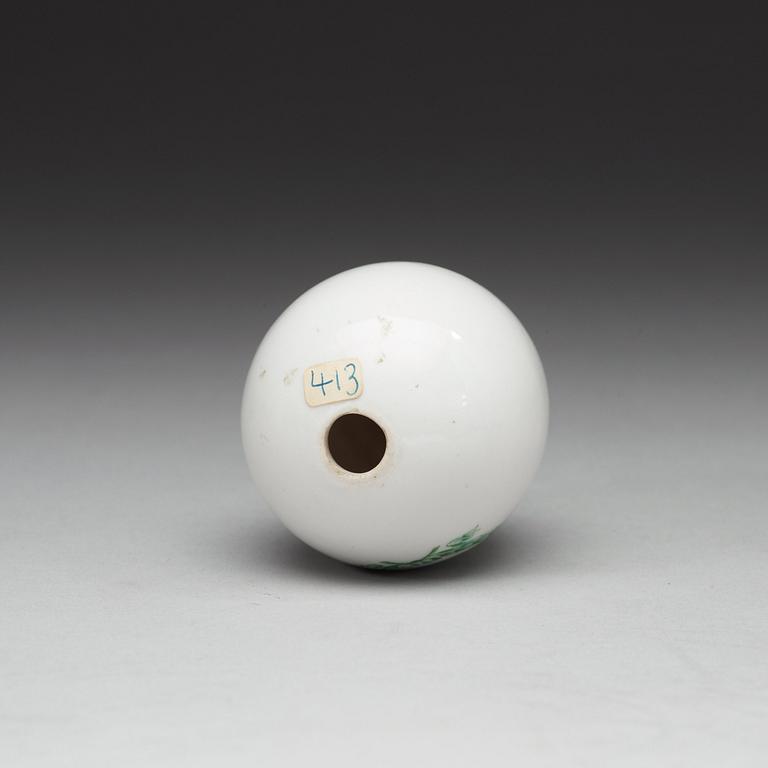 ÄGG, porslin. Ryssland, omkring 1900.