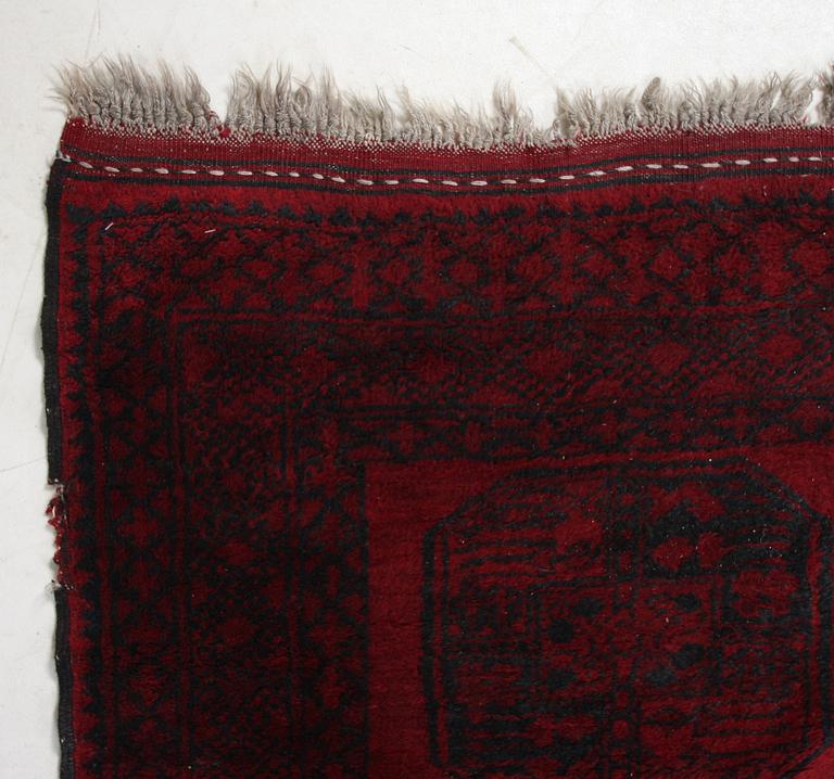 MATTA, orientalisk, 220 x 136.
